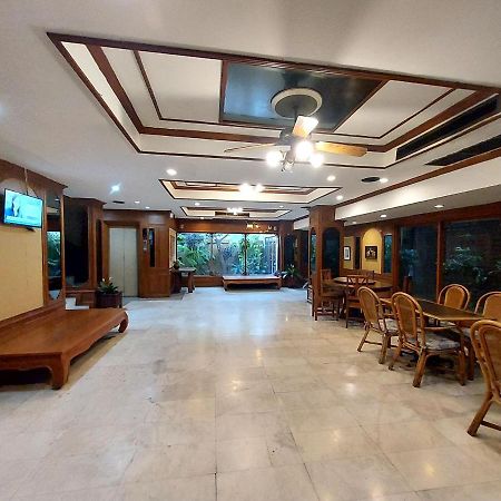 Traveller Inn Hotel Чіангмай Екстер'єр фото