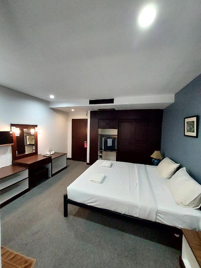 Traveller Inn Hotel Чіангмай Екстер'єр фото