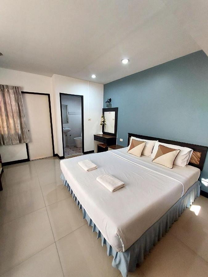 Traveller Inn Hotel Чіангмай Екстер'єр фото