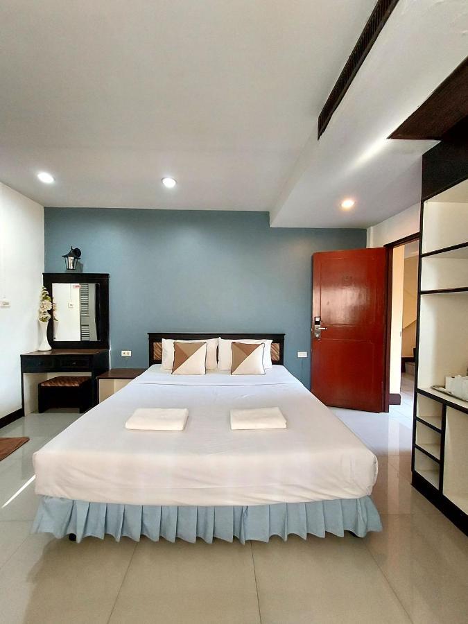 Traveller Inn Hotel Чіангмай Екстер'єр фото