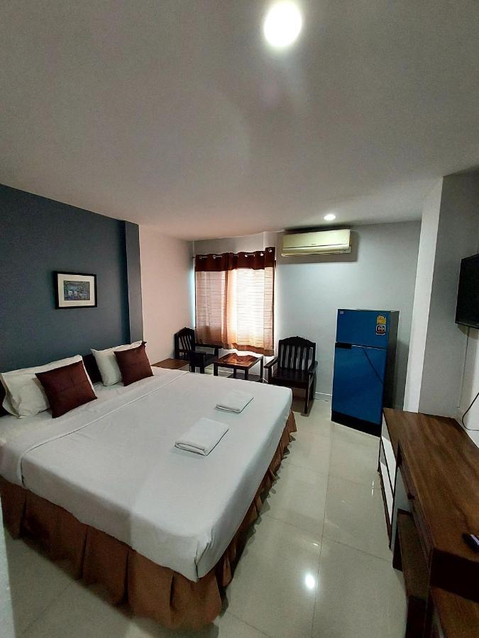 Traveller Inn Hotel Чіангмай Екстер'єр фото