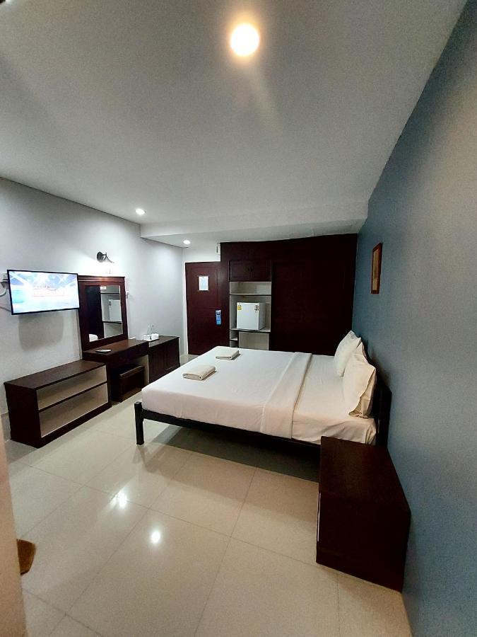 Traveller Inn Hotel Чіангмай Екстер'єр фото