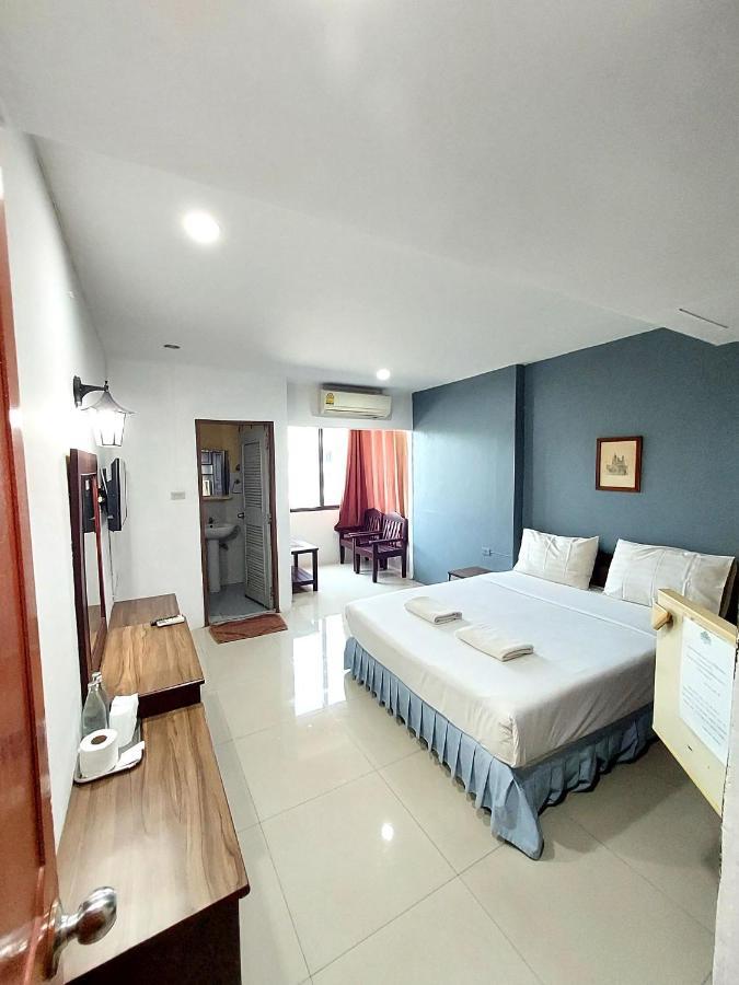 Traveller Inn Hotel Чіангмай Екстер'єр фото