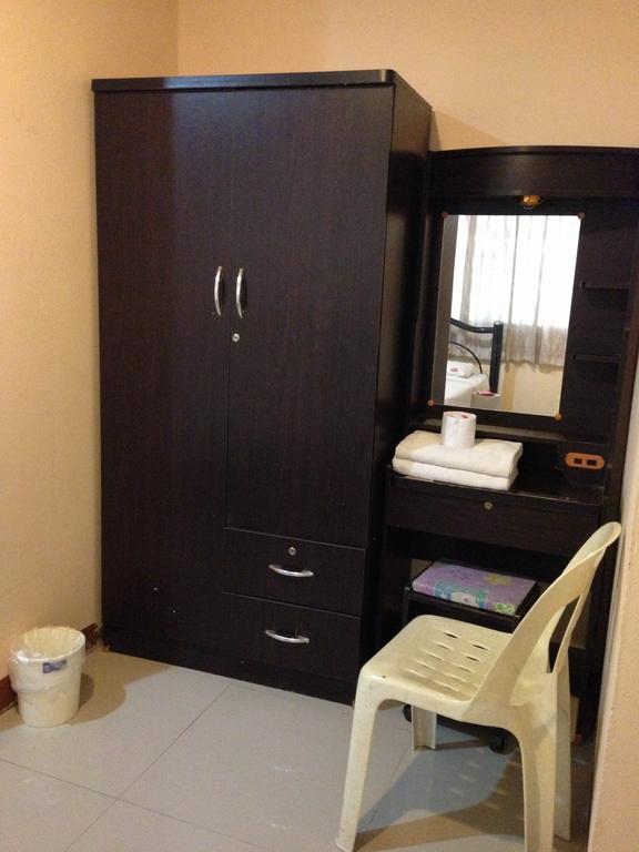 Traveller Inn Hotel Чіангмай Екстер'єр фото