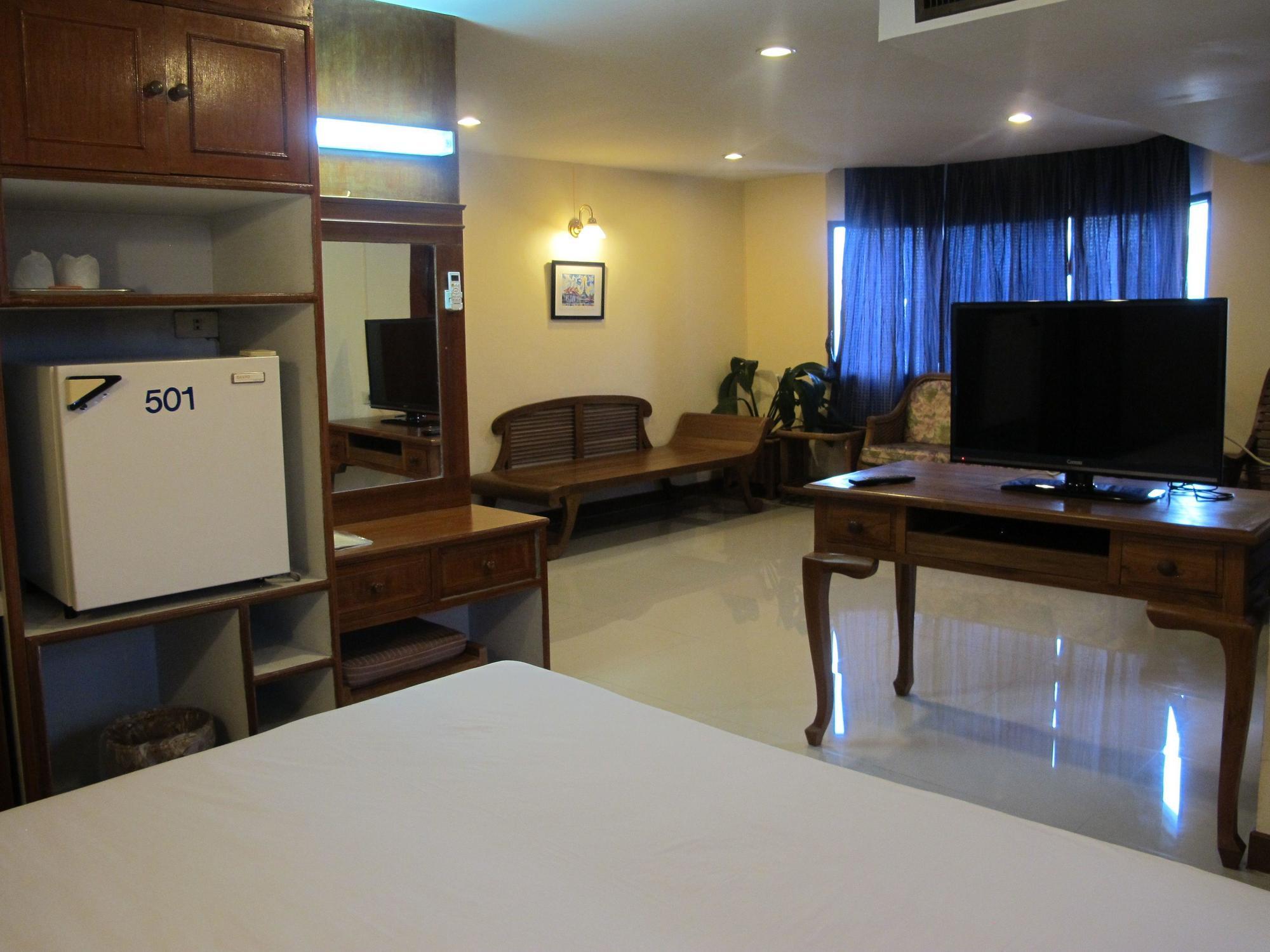 Traveller Inn Hotel Чіангмай Екстер'єр фото