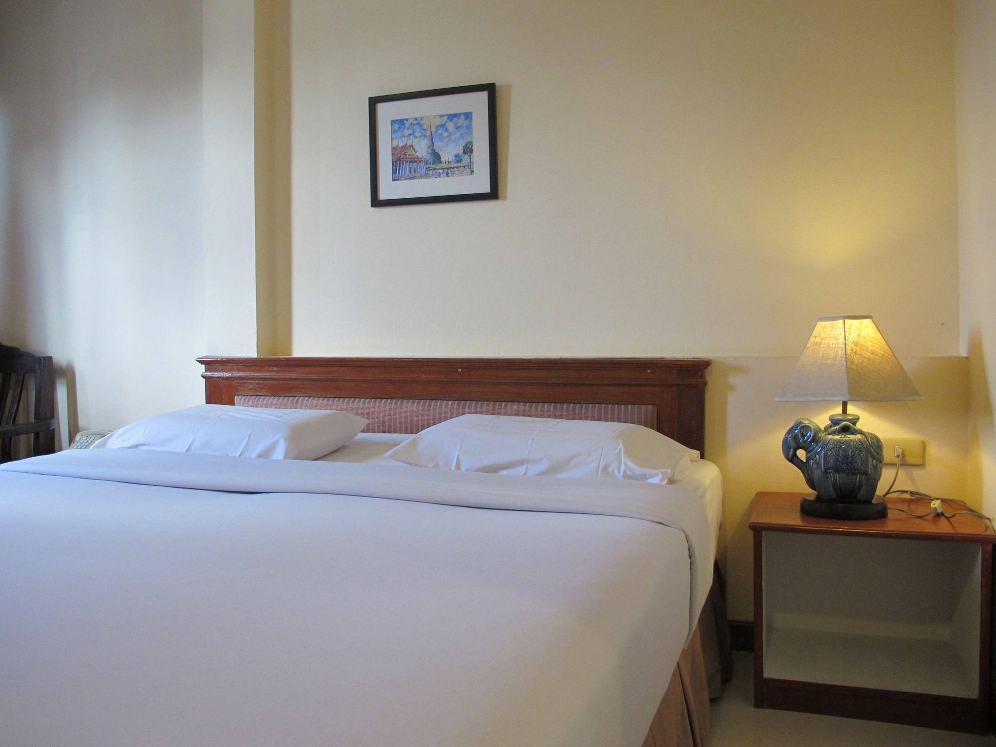 Traveller Inn Hotel Чіангмай Екстер'єр фото